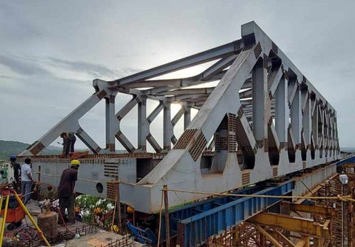 Truss bridge girder